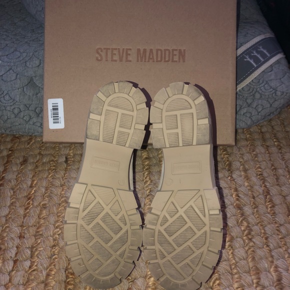 Steven Madden Chelsea Boots nwot - Picture 6 of 6